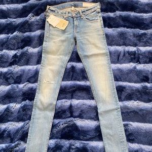 NWT Rag and Bone distressed skinny jeans size 26